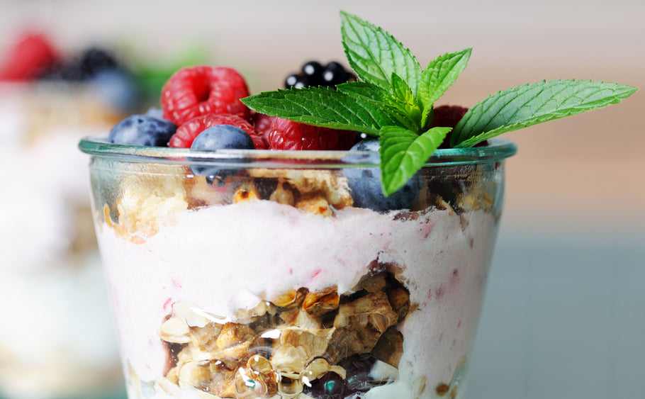 Chef Sarah: Her Berry Parfait With Homemade Granola + Tips For Shopping Organic